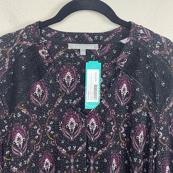 NWT Daniel Rainn Caleena 3/4 Sleeve Pleated Crochet Detail Knit Top Sz Petite LP - Picture 2 of 8